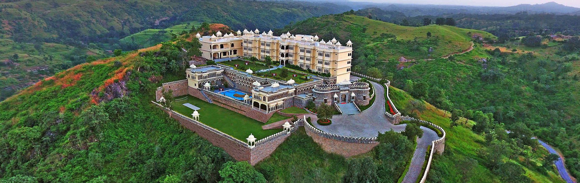 Striking Kumbhalgarh